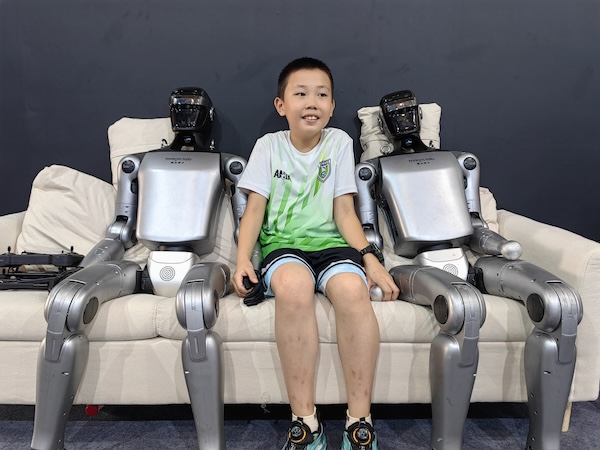 2微信图片_20251125163306_418_20.jpg