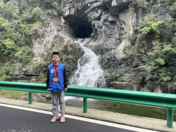 2王哲曦.png